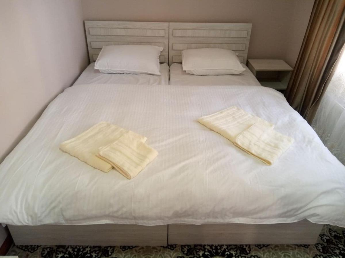 Istirohat Guest House Samarkand Eksteriør billede