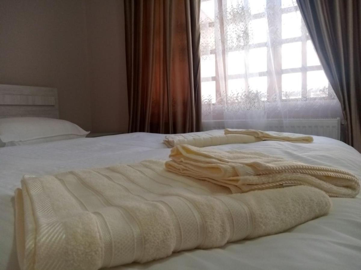 Istirohat Guest House Samarkand Eksteriør billede